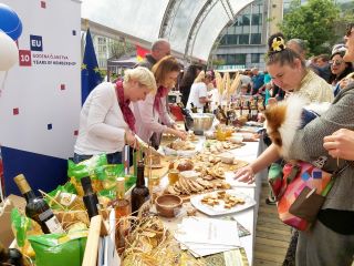 20230506 123211 štand prilagođeno