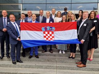 Hrvatski predstavnici na proslavi zajednička slika prilagođeno