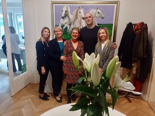 Naše kolege prilagođeno