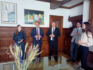 Renata i gosti 1 prilagođeno