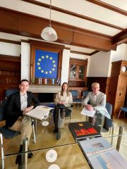 Studenti pravnog 2 prilagođeno