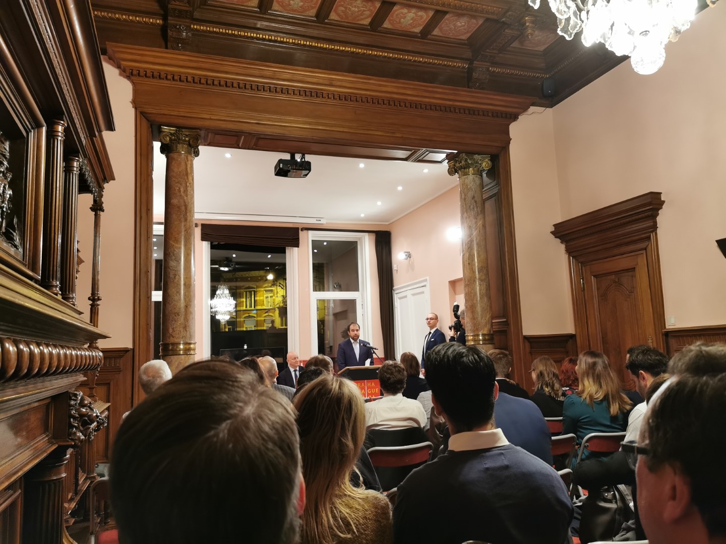 EUROPEAN AI ECOSYSTEM AND THE ROLE OF CITIES AND REGIONS